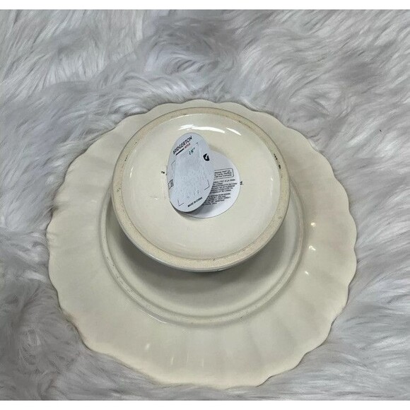 NWT Bridgerton Floral Logo Cake Stand - Picture 3 of 6